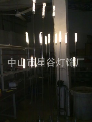 打造梦幻水上景观 星谷灯饰厂定制防水芦苇灯与光纤灯的完美结合
